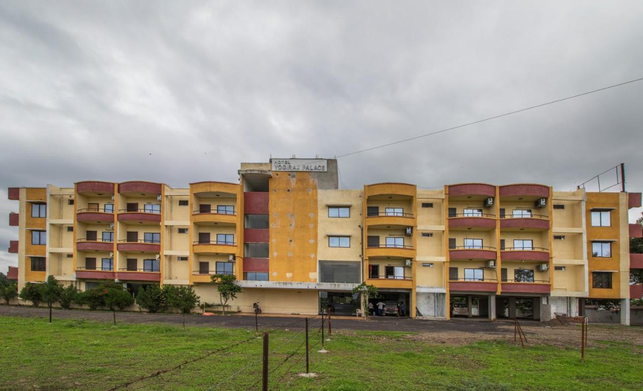 Hotel Yogiraj Palace Shegaon Exteriér fotografie